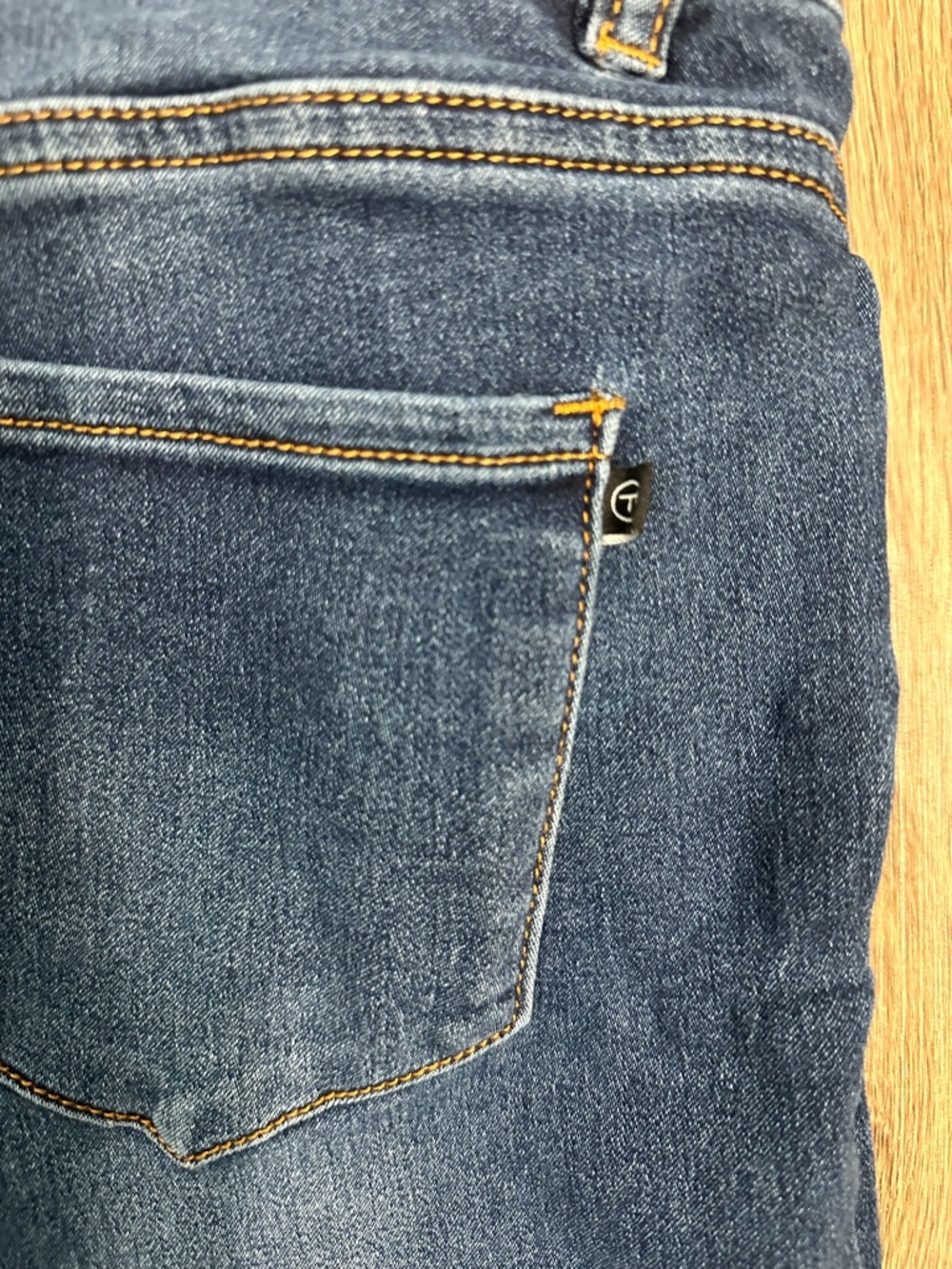 Tahari Women's Mid-Rise Blue Skinny Jeans Size 8 - Picture 7 of 8